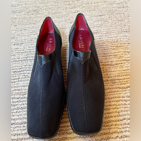 Never worn Amalfi microfibre pants shoe with leather heal - Picture 2 of 4